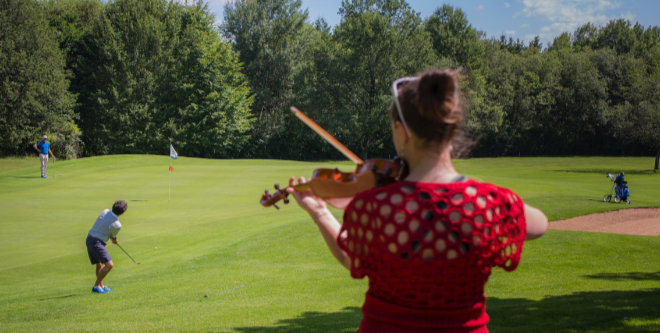 Premiere Fur Ein Klassik Konzert Auf Der Driving Range Exklusiv Golfen