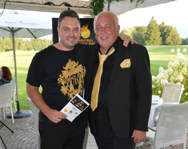 Alexander und Robert Lübenoff, welche bereits beim Felix Neureuther Charity Turnier tags zuvor die Orga-Zügel fest in der Hand hielten. Foto: BrauerPhotos