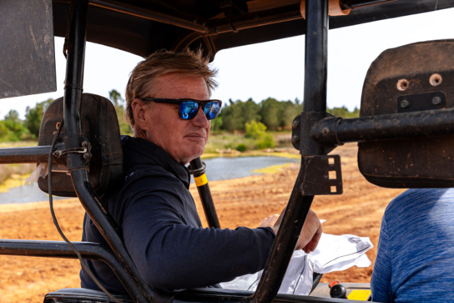 Golf Legende Ernie Els baut jetzt in Portugal 